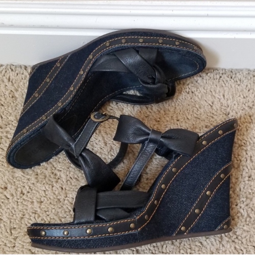*Price firm* Authentic Fendi denim wedges
